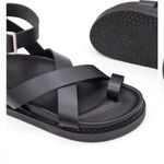 NWT Liberte Leather Bronte Black Strappy Sandals. Size 6 Photo 6