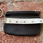DESIGNERS GUILD coin purse Black caviar leather with zipper and ring Photo 11