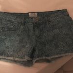Aeropostale Cute 9/10 Aéropostale Patterned Jean Shorts Photo 0