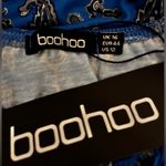 Boohoo  Royal blue off the shoulder maxi dress with black/grey paisley print. Photo 3