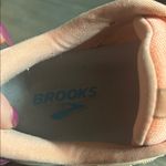 Brooks Ghost Max running shoes in a Papaya/Apricot/Blue Women’s 9B Photo 6