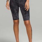 Lululemon Align Super-High-Rise Short 10", size 4 Photo 0