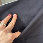 Alo Yoga  Biker Shorts High rise Waist Cargo pockets Black 7” Inseam workout Photo 2