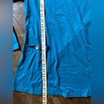 Kimmery Teal Longsleeve Yoga Top Women’s size MD Blue Size M Photo 4