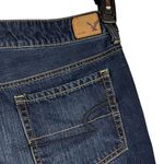 American Eagle SZ 8 Jean Shorts Mid-Rise Zip-Fly Pockets Frayed Hems Whiskered Photo 3