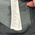 Athleta  Gray Camouflage Camo Short Sleeve Tee Shirt Top Medium Stretch‎ Athletic Photo 4