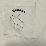 Women's Michelle By Comune Zodiac Tee Gemini Cream Small Astrology Horoscope Top Black Photo 2