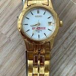 Seiko  Sports 50 Vintage Ladies Watch White Dial Date Gold Bracelet Winn-Dixie Photo 3