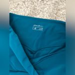 Eddie Bauer Teal Blue Capri Compression Athletic Pants Womens Medium Photo 3