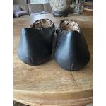 Adrienne Vittadini NWOT BLACK LEATHER FLATS SIZE 7.5 Photo 2