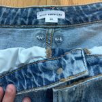 Good American  Women's Girlfriend Denim Shorts Size 20 Blue Jean GGS235T Raw Hem Photo 8