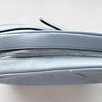 Michael Kors Tasche Jet Set Travel Oval Camera Crossbody in Pale Blue Photo 2