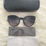 Alexander McQueen Sunglasses Photo 5