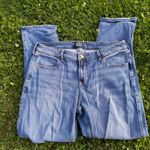 Hollister  Low-Rise Boyfriend Jeans Photo 2