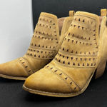 Mi iM Boots‎ Pre Photo 0