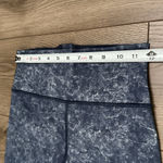 Lululemon NWOT  Train To‎ Beach High Rise Shorts 10" Denim Wash Blue Hail Multi 6 Photo 6