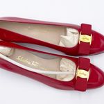 Salvatore Ferragamo Vintage  Boutique Red Patent Leather Vara Bow Pumps 9.5 AAA Photo 2