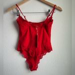 SKIMS NWT  Fits Everybody Lace Cami Bodysuit in Cayenne, size XS Photo 3