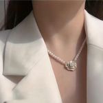 Elegant Camellia & White Faux‎ Pearl Necklace Female Clavicle Personality Luxury Photo 7