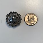 Vintage Mazer clip on earrings with textured center stone jeweled leaf border Silver Photo 10