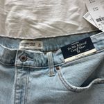 Abercrombie & Fitch Abercrombie Shorts Curve Love High-Rise Cut-Off Photo 2