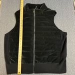 Athleta  Women’s Hanover Hybrid Vest Photo 14