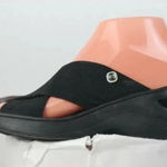 Bzees ladies B ZEES wedge sandals size 6.5M Photo 0