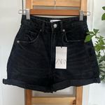 ZARA Women’s Bermuda Shorts Photo 0