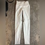 Alo Yoga  7/8 high waisted Airbrush Leggings White Size SMALL Photo 2