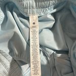 Lululemon  Hotty Hot Low-Rise Lined Short 2.5" Photo 5