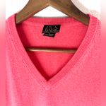 Jos. A. Bank  Travelers L Cashmere V-Neck Pullover Sweater in Vibrant Pink Photo 2