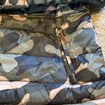 Ci Sono  Quilted Puffer Zip Up Camo Jacket Size Medium Photo 4