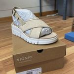 New in Box Vionic Uptown Sonoma Sandals Size 11 Photo 0