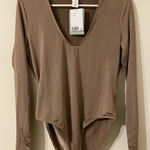 H&M New NWT  Chic Taupe‎ Long Sleeve Bodysuit Size Medium Photo 0