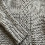 Old Navy charcoal gray knit sweater hoodie size Small preloved Photo 5