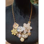 Women's Floral Statement Necklace With Gold Chain And Lobster Clasp Lock Jewelry Photo 1
