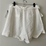 Red Dress Boutique NWT ivory linen shorts- L Photo 1