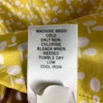 Banana Republic  Satin Yellow White V Neck 3/4 Sleeve Blouse Size Medium Photo 4