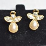 Vintage Avon Rhinestone Faux Pearl Angel Gold Tone Retro Chic Stud Earrings Photo 2