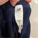 New Balance Core 3 Inch Woven Short Adjustable Lined Navy Blue Womens Medium Photo 3