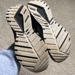 Brooks Revel 5 Running Sneakers Women’s Size 8.5 Gray Black Active Photo 6