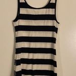 Old Navy  ladies sleeveless top is a size Small/P Photo 6