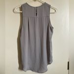 Violet+Claire 🌞 Light Gray Scoop Neck Sleeveless Keyhole Front & Back Blouse Photo 6