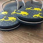 NWOT Freewaters REI Scooter Flip Flop Sandals 8 Navy Yellow Blue Photo 3