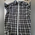 Duluth Free Swingin' Flannel Shirt plaid size S black white and gray Photo 5