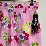 Briggs New York Briggs Pink Floral Stretch Capris Photo 1