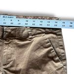Old Navy  Shorts Women's Flat Front Slit Pkt Stretch Reg Fit Modest Chinos Sz 4 Photo 7