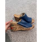 b.o.c Women's Blue Leather Cork Floral Wedge Heel Sandals Slides Size 9 Photo 5