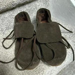 Toms EUC Zahara Suede Moccasin Lace-Up Flat Booties
Chocolate Brown Women’s 9 Photo 2