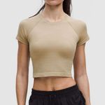 Lululemon  Swiftly Tech Cropped Short-Sleeve Shirt 2.0 Sheer Oak Size 6 Photo 0